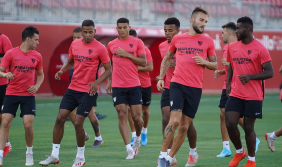 Entrenamiento del Sevilla FC el miércoles 24