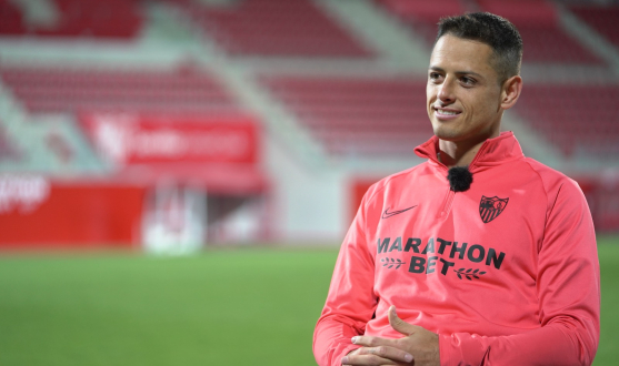 Chicharito during an interview for Sevilla FC 