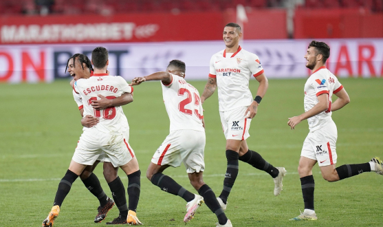 Imagen de la celebración del gol de Escudero ante el Celta