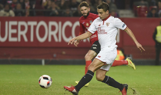 Ben Yedder del Sevilla FC ante el Formentera