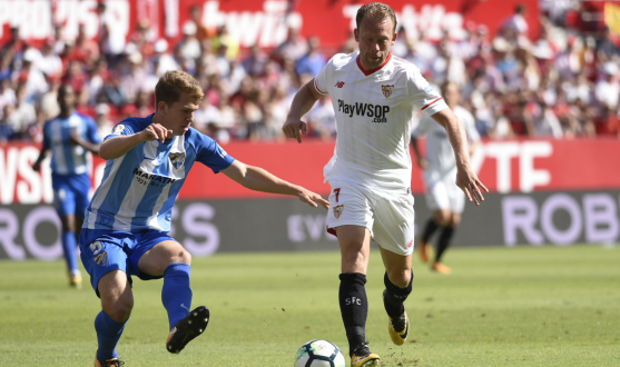 Krohn-Dehli del Sevilla FC ante el Málaga