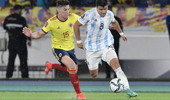 Acuña in the match vs Colombia