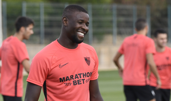 Amadou in training with Sevilla FC