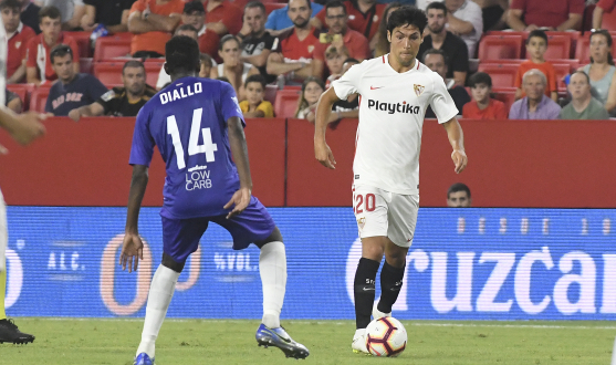 Borja Lasso del Sevilla FC ante el Újpest