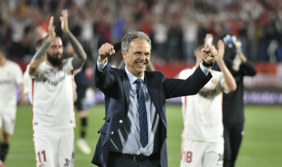 Alegría de Joaquín Caparrós, tras una victoria del Sevilla FC