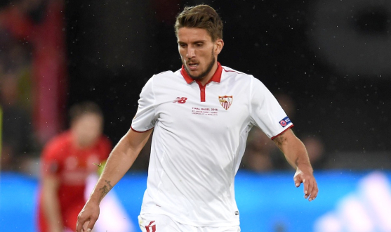 Carriço playing for Sevilla FC