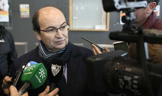 José Castro attends the media in Liège