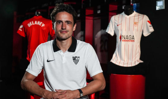Thomas Delaney's first interview as a Sevilla FC player 