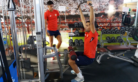 Mercado and Correa in the gym