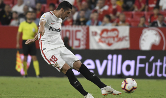 Sergio Escudero, Sevilla FC left-back