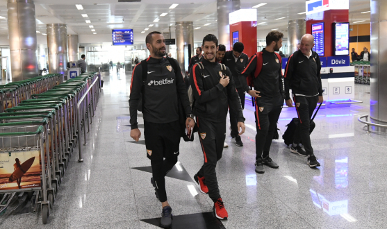 Sevilla FC land in Izmir