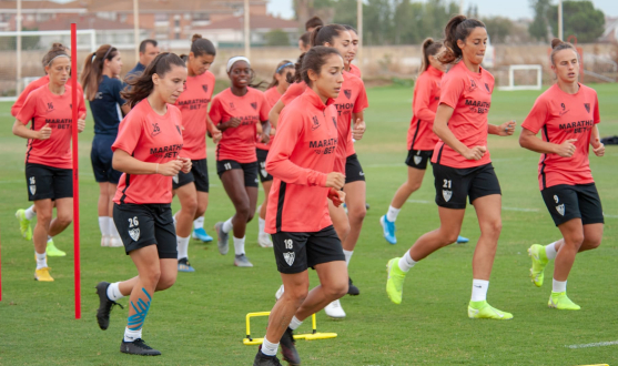 El Sevilla FC Femenino durante un entrenamiento