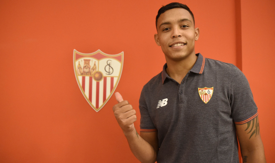 Luis Muriel firma por el Sevilla FC