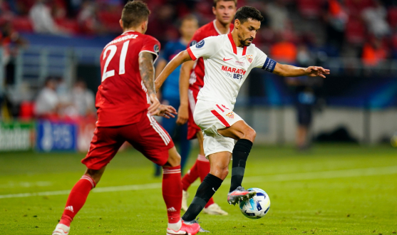 Jesús Navas against Bayern