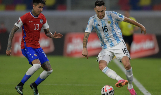 Ocampos playing for Argentina