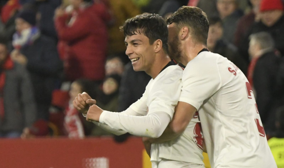 Óliver Torres celebra su gol ante el Levante UD