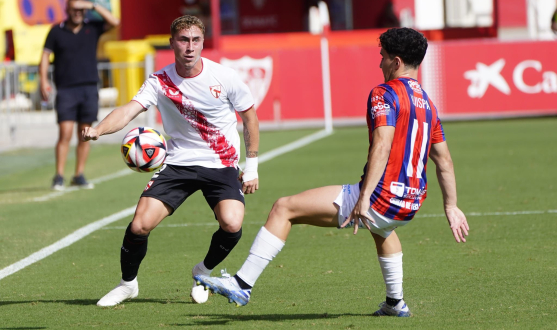 Imagen del encuentro entre el Sevilla Atlético y el Yeclano Deportivo