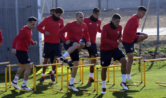 Sandro, en el entrenamiento del Sevilla FC del 1 de febrero