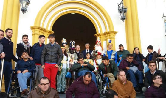 La Fundación del Sevilla FC, en el Día de Reyes con San Juan de Dios