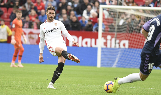 Sevilla FC's Sergi Gómez against Valladolid