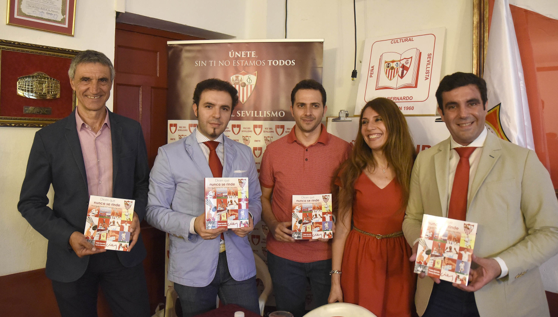 Presentación libro Dicen que nunca se rinde. Historia del Sevilla FC contada a los niños